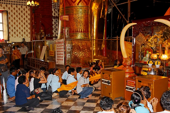 Wat Phanan Choeng-021